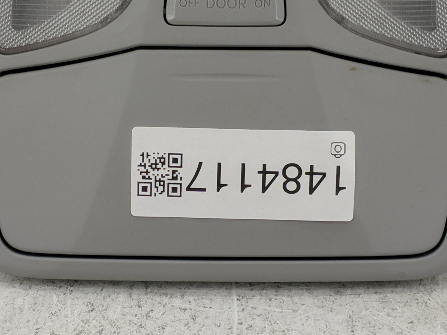 2011 Hyundai Sonata Overhead Roof Console Gray - Oemusedautoparts1.com