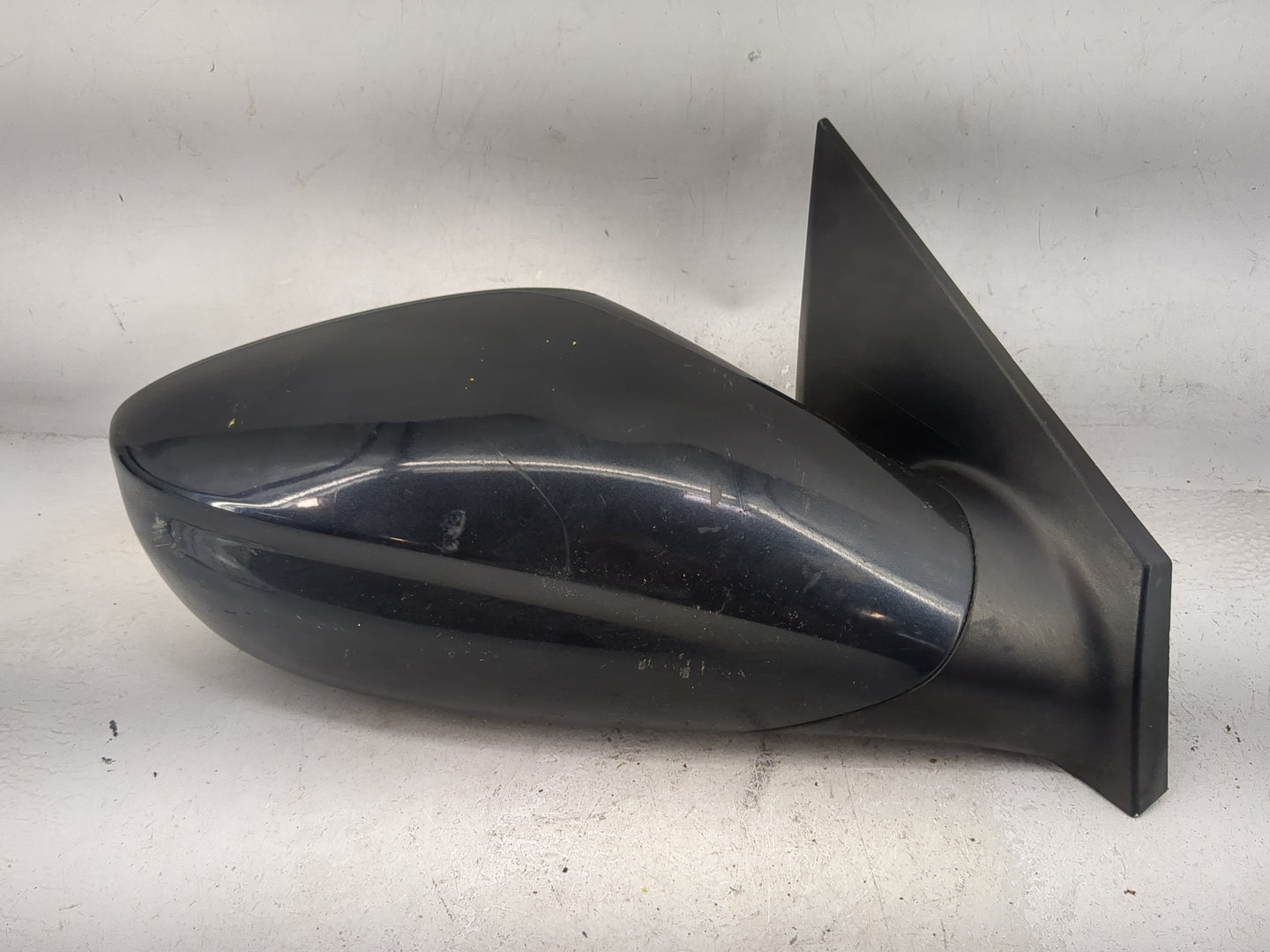 2011-2014 Hyundai Sonata Passenger Side View Mirror - Right Door Mirror OEM Used - Oemusedautoparts1.com