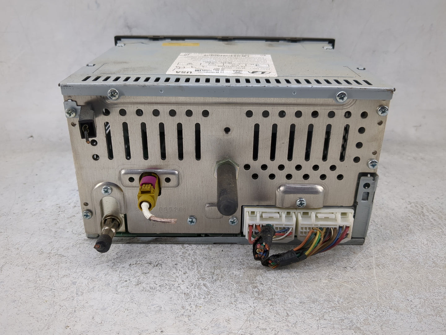 2011-2015 Hyundai Sonata Radio Speaker Amplifier 1491292 - Oemusedautoparts1.com