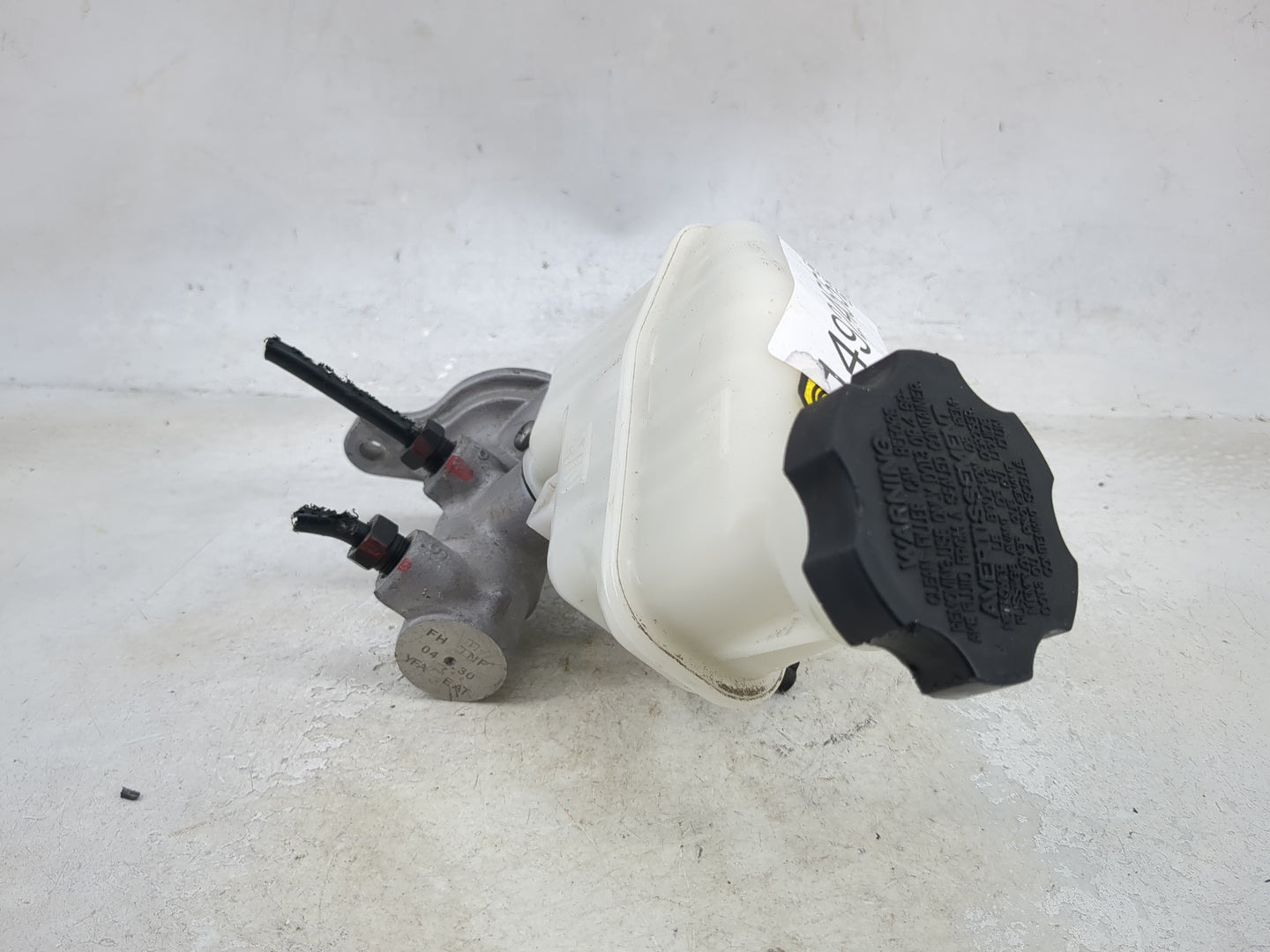 2011-2014 Hyundai Sonata Brake Master Cylinder 1492455 - Oemusedautoparts1.com