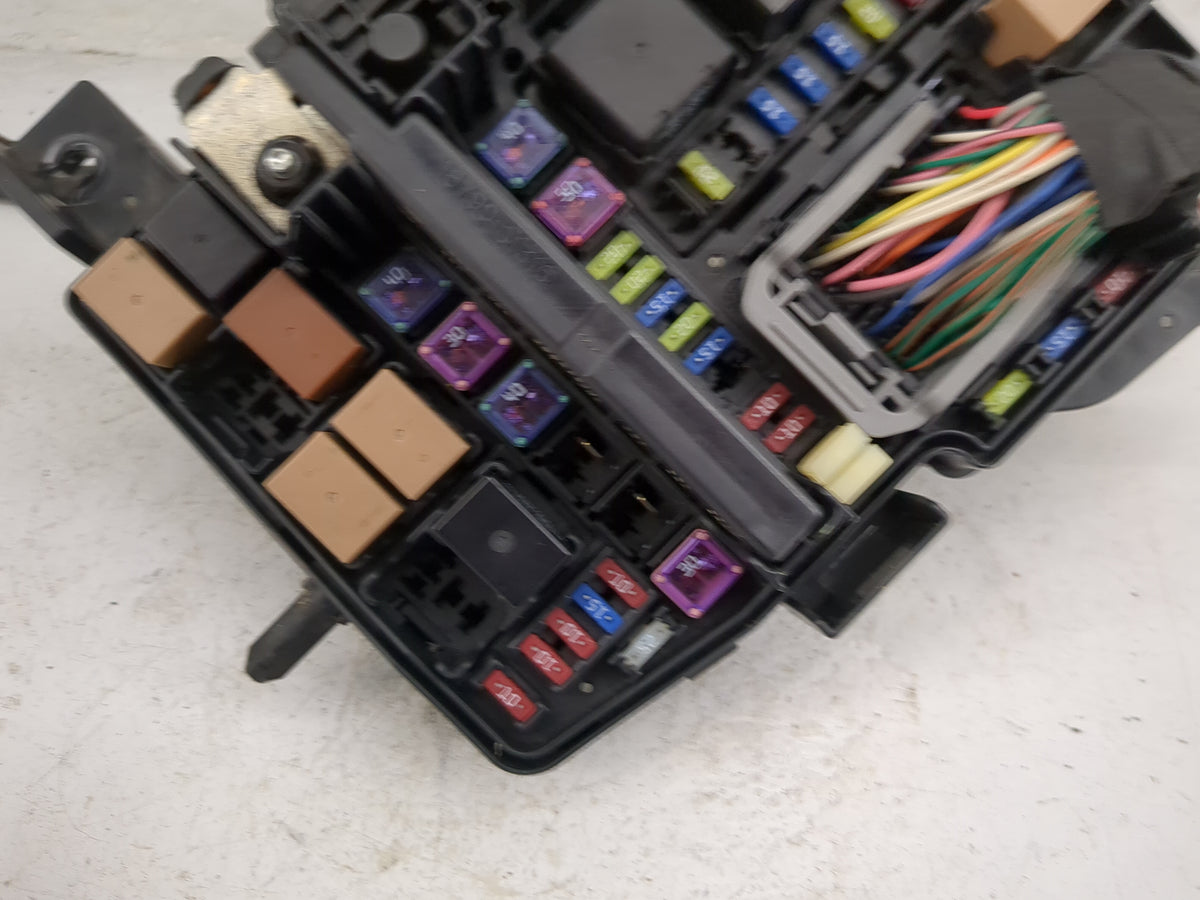 2011-2014 Hyundai Sonata Fusebox Fuse Box Panel Relay Module P/N:VS912003Q291ML VSU030Y2910131GG0232 Fits Fits 2011 2012 201