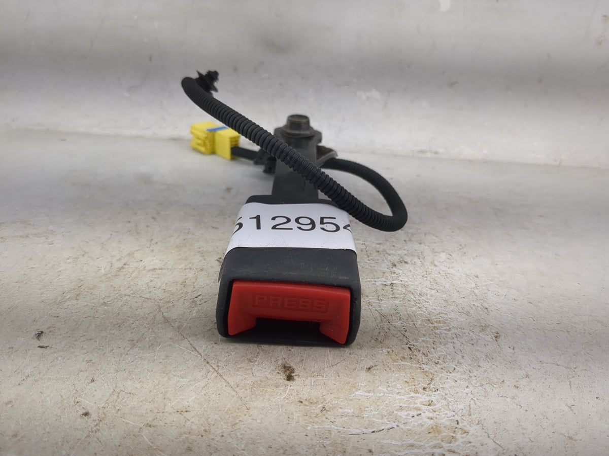 2011-2015 Hyundai Sonata Passenger Right Seat Belt Front Retractor - Oemusedautoparts1.com