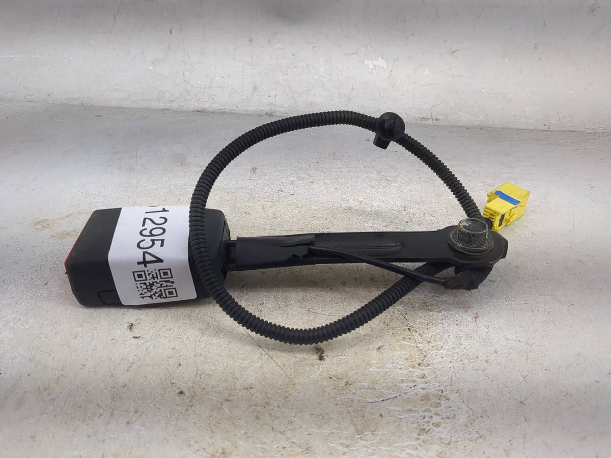 2011-2015 Hyundai Sonata Passenger Right Seat Belt Front Retractor - Oemusedautoparts1.com