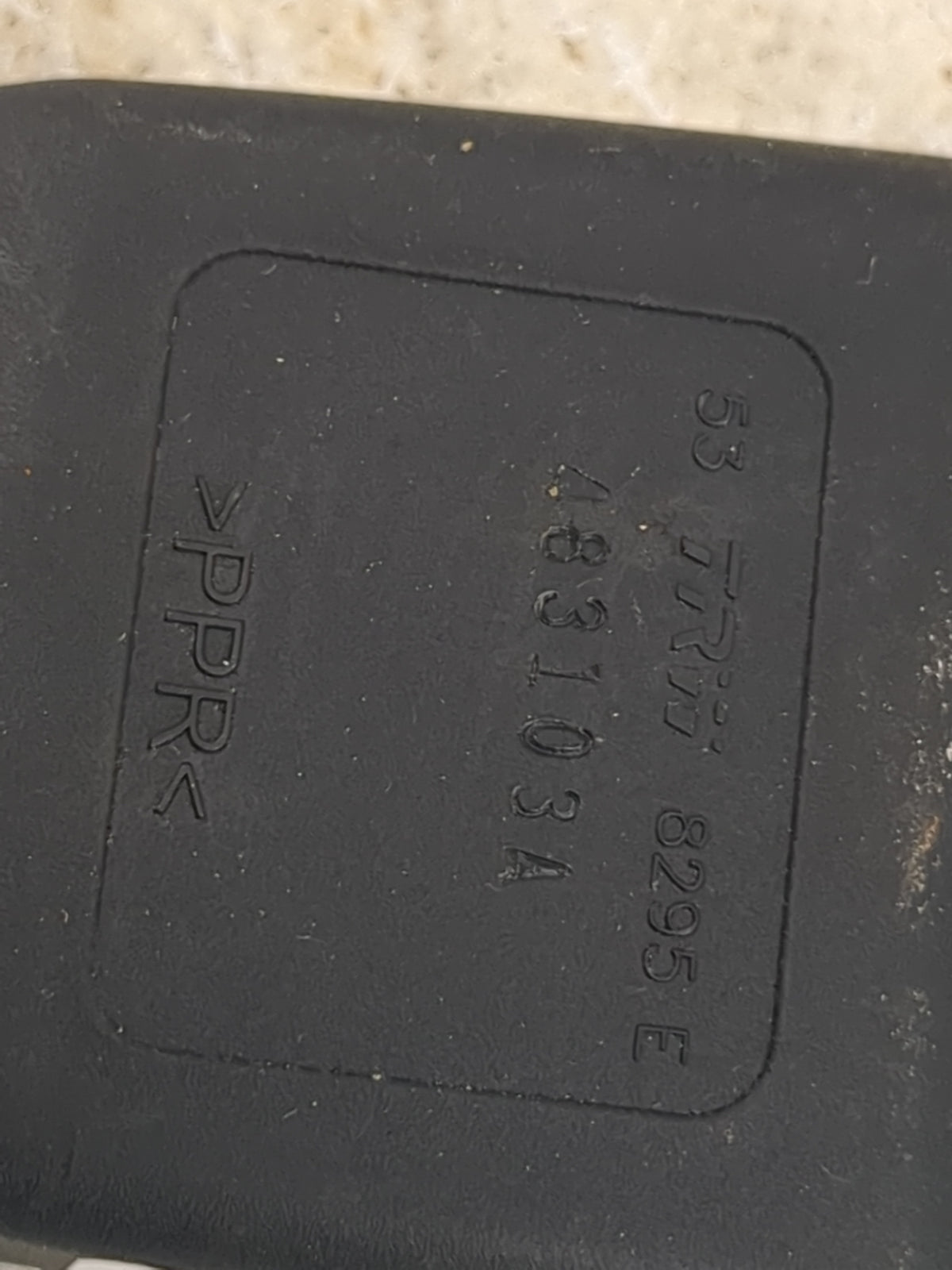 2011-2015 Hyundai Sonata Passenger Right Seat Belt Front Retractor - Oemusedautoparts1.com
