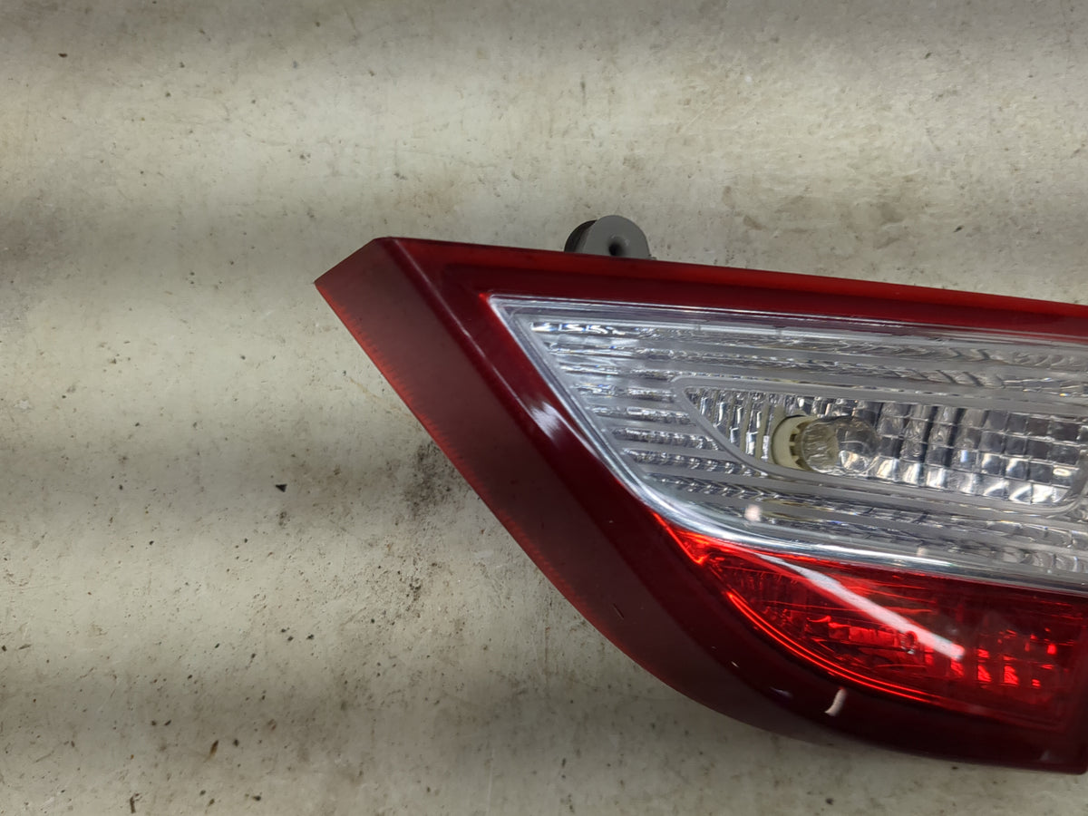 2011 Hyundai Sonata Passenger Right Side Deck Lid Mounted Tail Light 1513776 - Oemusedautoparts1.com