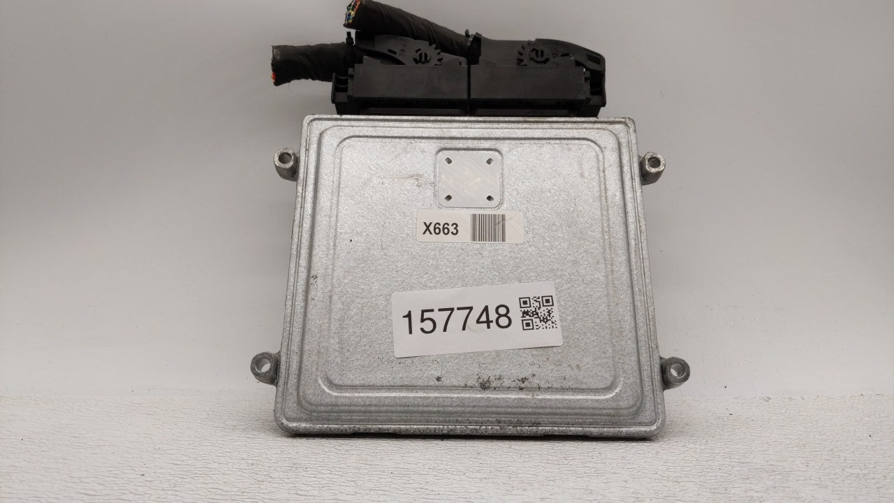 2011-2014 Hyundai Sonata PCM Engine Control Computer ECU ECM PCU OEM P/N:39101-2G661 39111-2G661 Fits Fits 2011 2012 2013 20