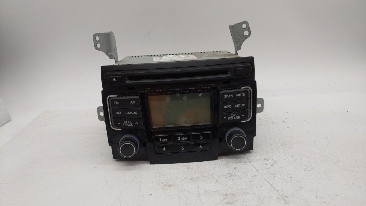 2011-2011 Hyundai Sonata Am Fm Cd Player Radio Receiver - Oemusedautoparts1.com
