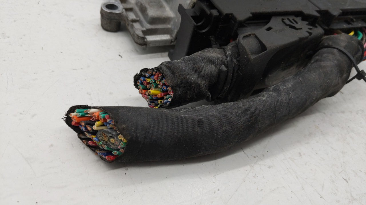 2011-2014 Hyundai Sonata PCM Engine Control Computer ECU ECM PCU OEM P/N:39101-2G661 39111-2G661 Fits Fits 2011 2012 2013 20