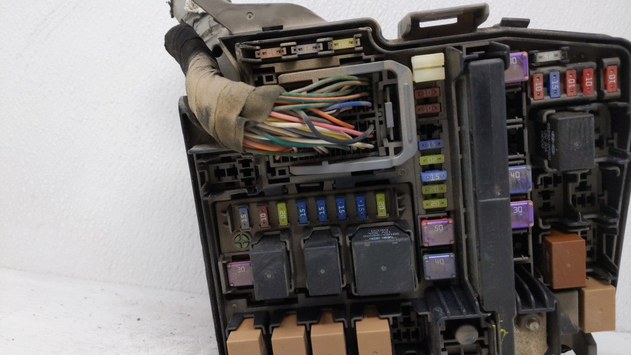 2011-2014 Hyundai Sonata Fusebox Fuse Box Panel Relay Module P/N:VS912003Q071MG VSQFHE2370F0175 Fits Fits 2011 2012 2013 201