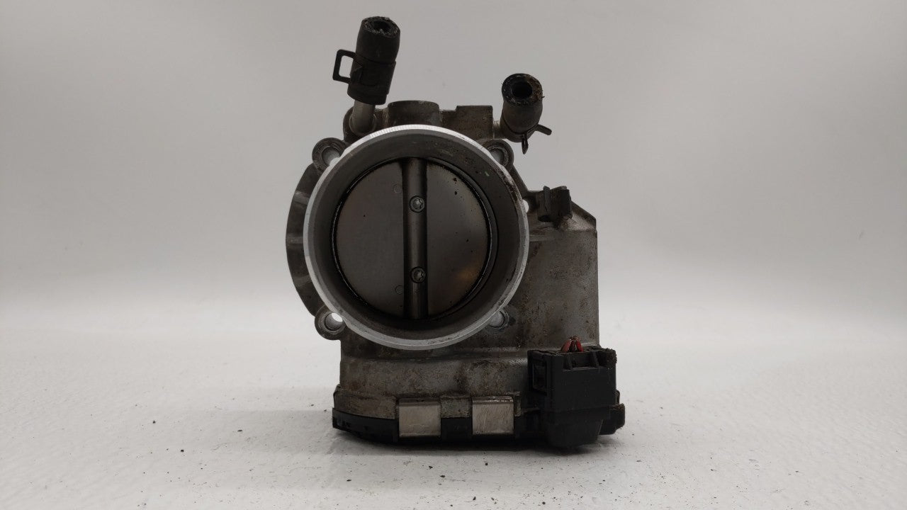 2011-2014 Hyundai Sonata Throttle Body P/N:35100-2G700 Fits Fits 2011 2012 2013 2014 2015 2016 OEM Used Auto Parts - Oemused