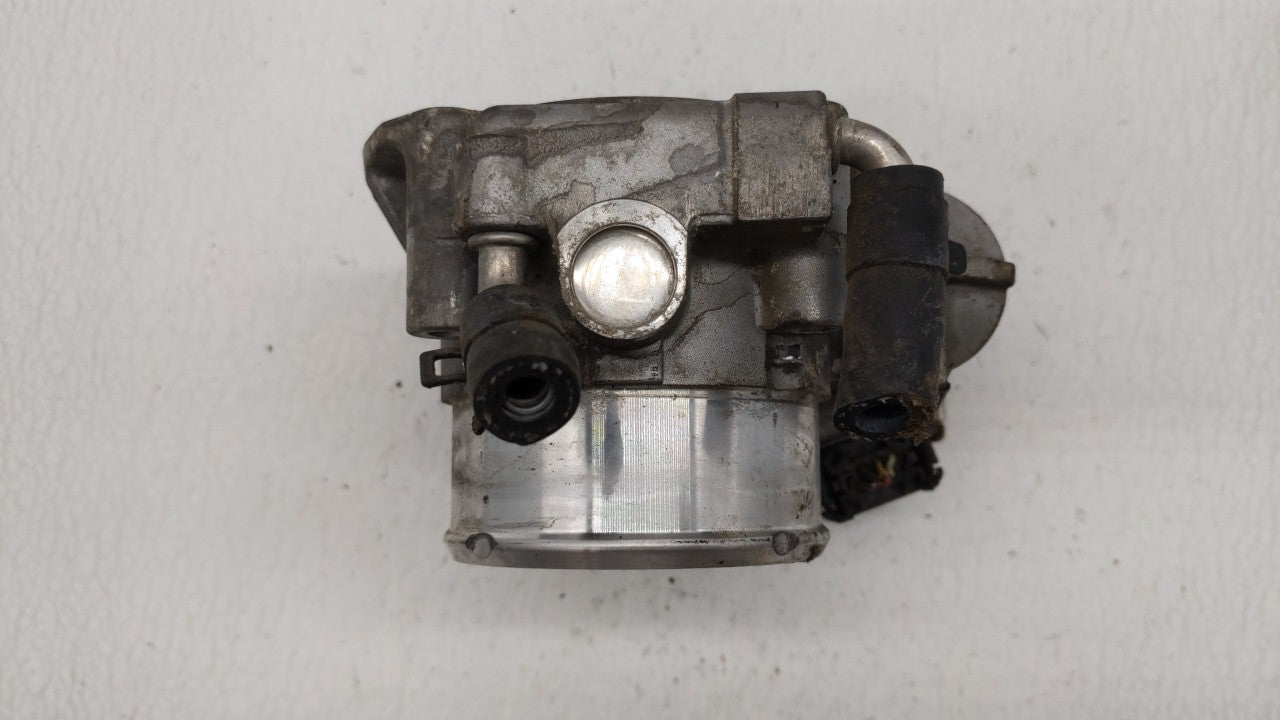 2011-2014 Hyundai Sonata Throttle Body P/N:35100-2G700 Fits Fits 2011 2012 2013 2014 2015 2016 OEM Used Auto Parts - Oemused