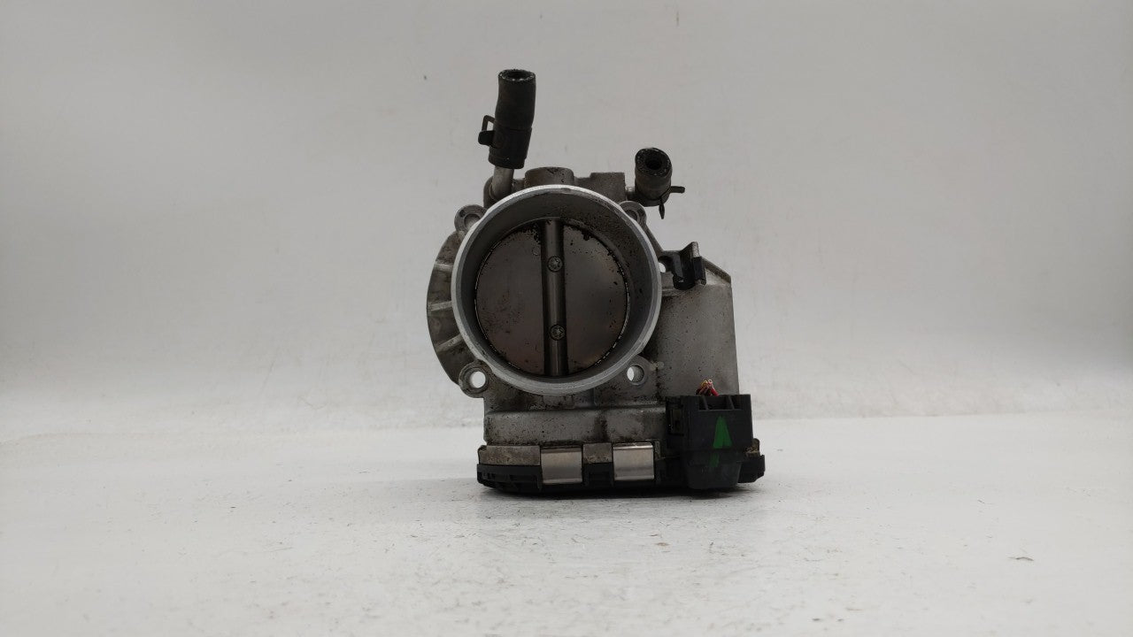 2011-2014 Hyundai Sonata Throttle Body P/N:35100-2G700 Fits Fits 2011 2012 2013 2014 2015 2016 OEM Used Auto Parts - Oemused
