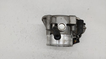 2011-2014 Hyundai Sonata Throttle Body P/N:35100-2G700 Fits Fits 2011 2012 2013 2014 2015 2016 OEM Used Auto Parts