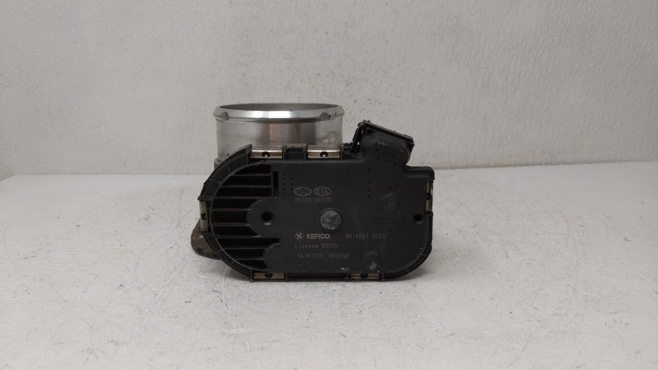 2011-2014 Hyundai Sonata Throttle Body P/N:35100-2G700 Fits Fits 2011 2012 2013 2014 2015 2016 OEM Used Auto Parts - Oemused
