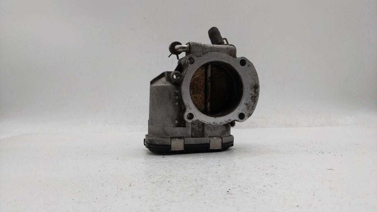 2011-2014 Hyundai Sonata Throttle Body P/N:35100-2G700 Fits Fits 2011 2012 2013 2014 2015 2016 OEM Used Auto Parts - Oemused