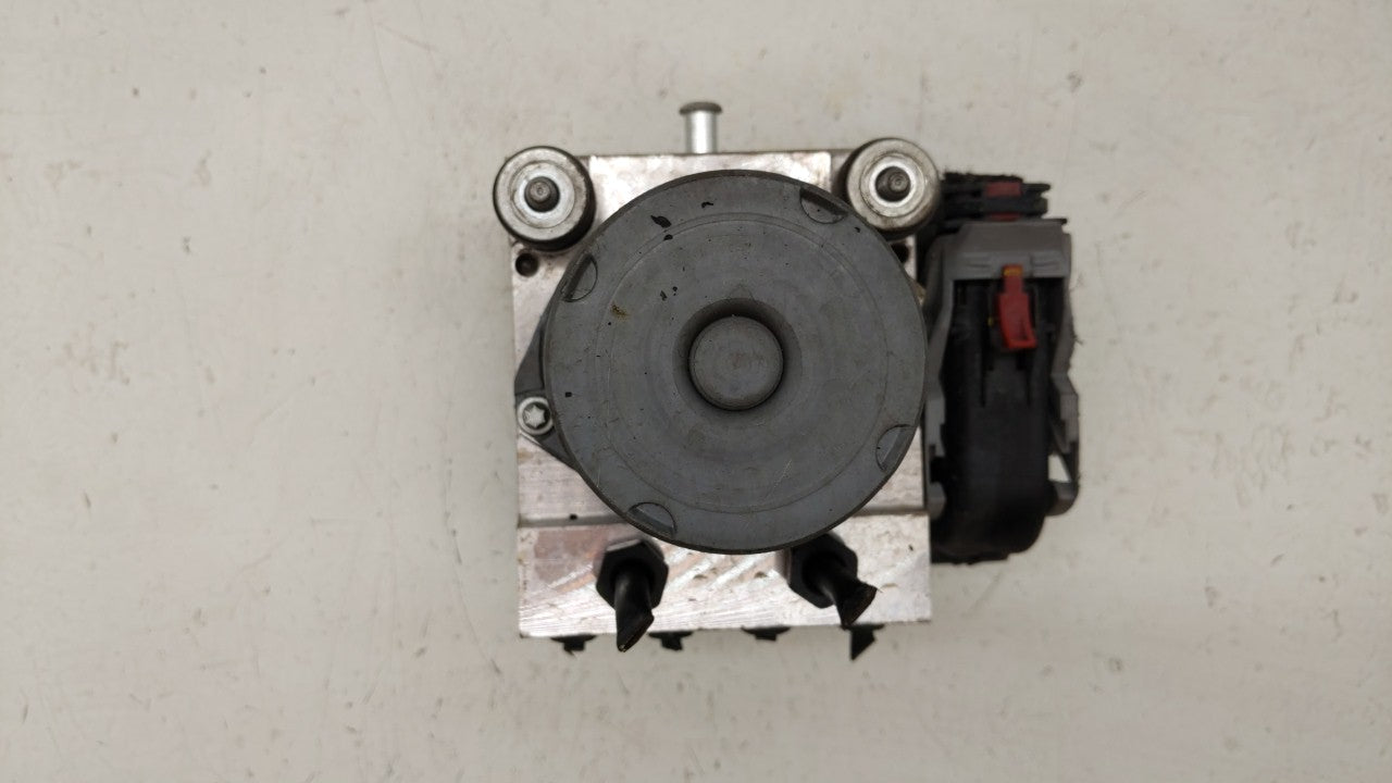 2011-2013 Hyundai Sonata ABS Pump Control Module Replacement P/N:58920-3S400 58920-3Q500 Fits Fits 2011 2012 2013 OEM Used A