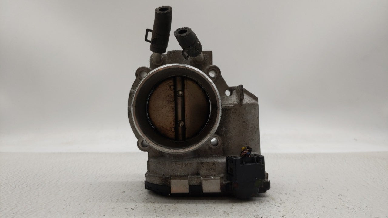 2011-2014 Hyundai Sonata Throttle Body P/N:35100-2G710 Fits Fits 2011 2012 2013 2014 2015 2016 OEM Used Auto Parts - Oemused
