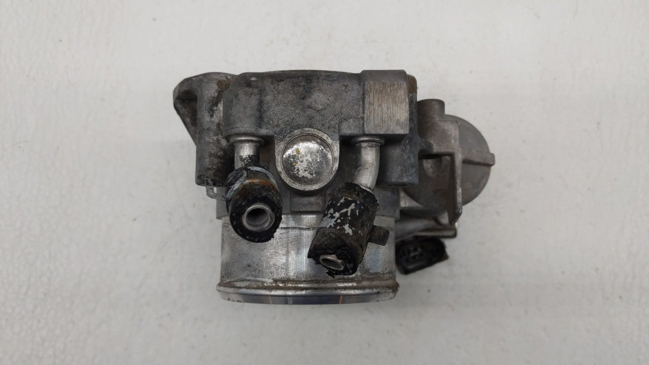 2011-2014 Hyundai Sonata Throttle Body P/N:35100-2G710 Fits Fits 2011 2012 2013 2014 2015 2016 OEM Used Auto Parts - Oemused