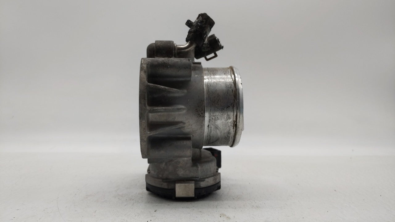 2011-2014 Hyundai Sonata Throttle Body P/N:35100-2G710 Fits Fits 2011 2012 2013 2014 2015 2016 OEM Used Auto Parts - Oemused