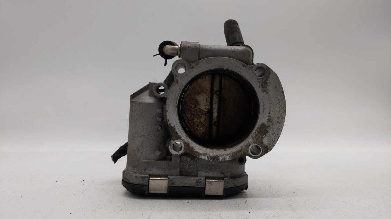 2011-2014 Hyundai Sonata Throttle Body P/N:35100-2G700 Fits Fits 2011 2012 2013 2014 2015 2016 OEM Used Auto Parts - Oemused