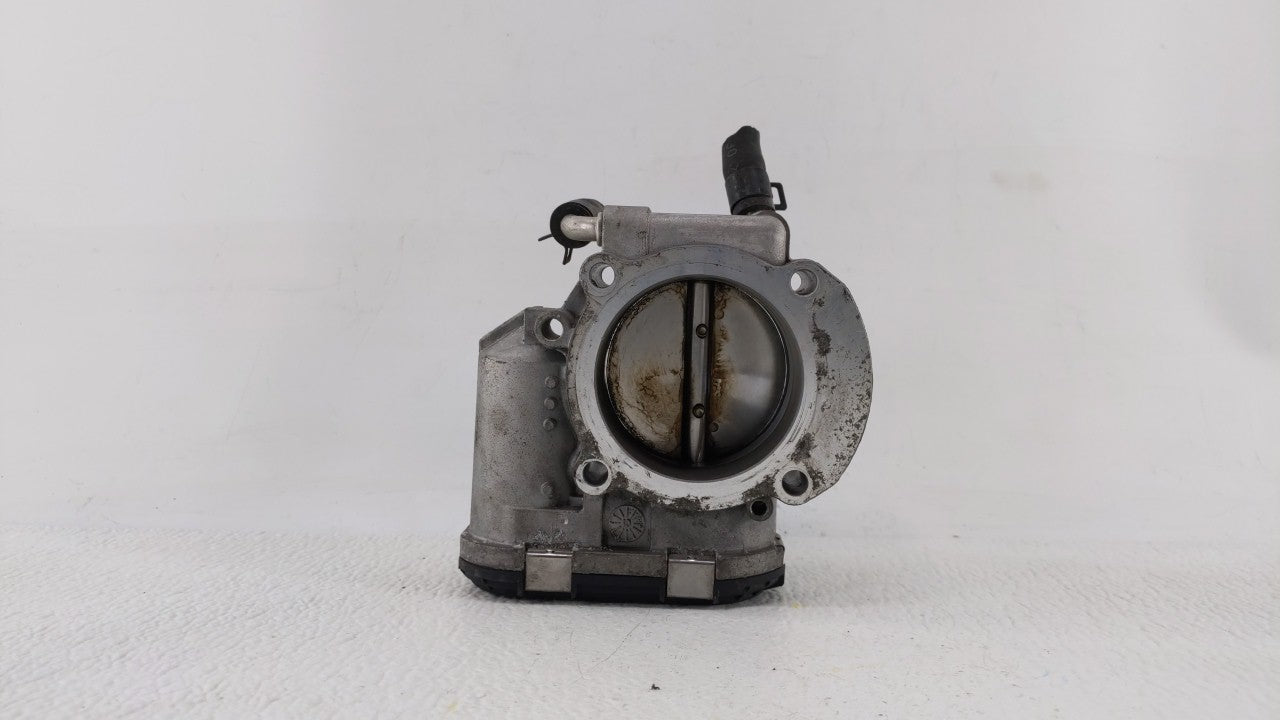 2011-2014 Hyundai Sonata Throttle Body P/N:35100-2G700 Fits Fits 2011 2012 2013 2014 2015 2016 OEM Used Auto Parts - Oemused
