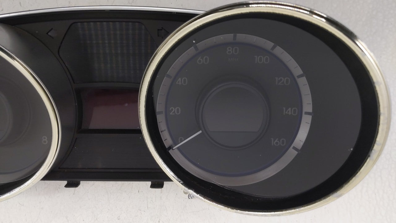 2011-2014 Hyundai Sonata Instrument Cluster Speedometer Gauges P/N:94001-3Q014 94011-3Q010 Fits Fits 2011 2012 2013 2014 OEM