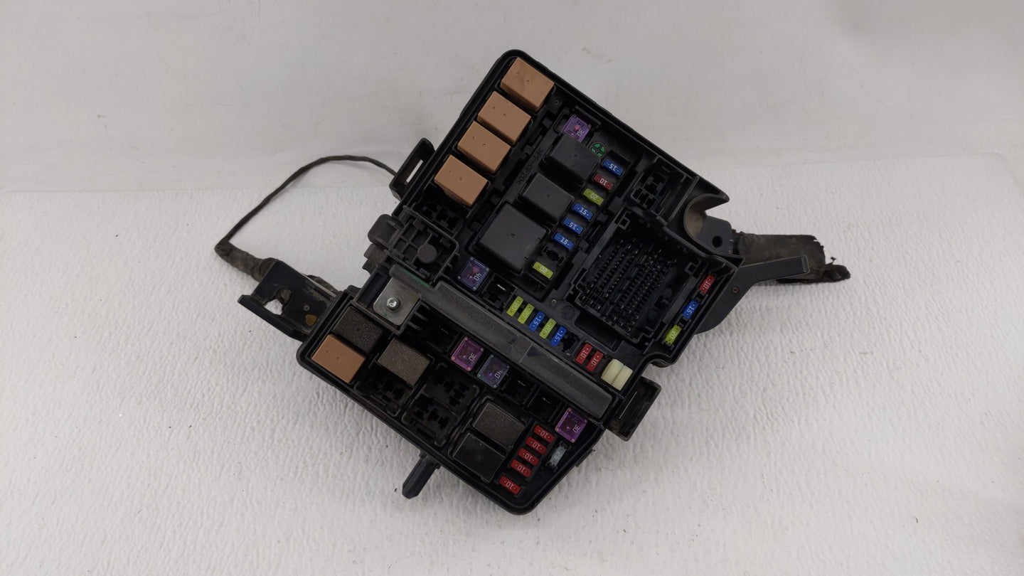 2011-2014 Hyundai Sonata Fusebox Fuse Box Panel Relay Module P/N:VS912003Q071MG VSQFHE2370F0175 Fits Fits 2011 2012 2013 201