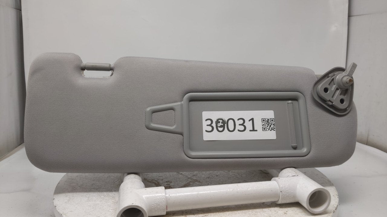 2011 Hyundai Sonata Sun Visor Shade Replacement Passenger Right Mirror Fits OEM Used Auto Parts - Oemusedautoparts1.com