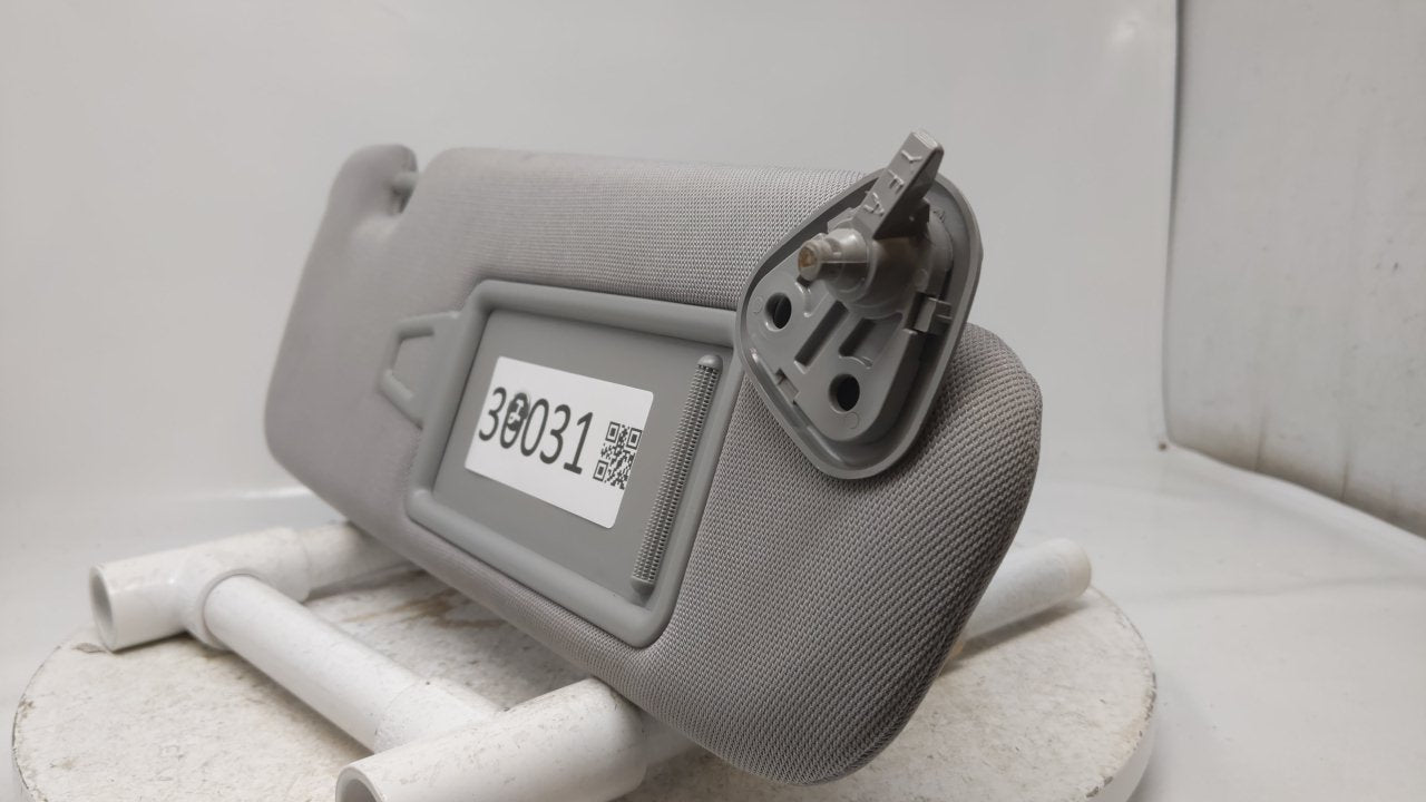 2011 Hyundai Sonata Sun Visor Shade Replacement Passenger Right Mirror Fits OEM Used Auto Parts - Oemusedautoparts1.com
