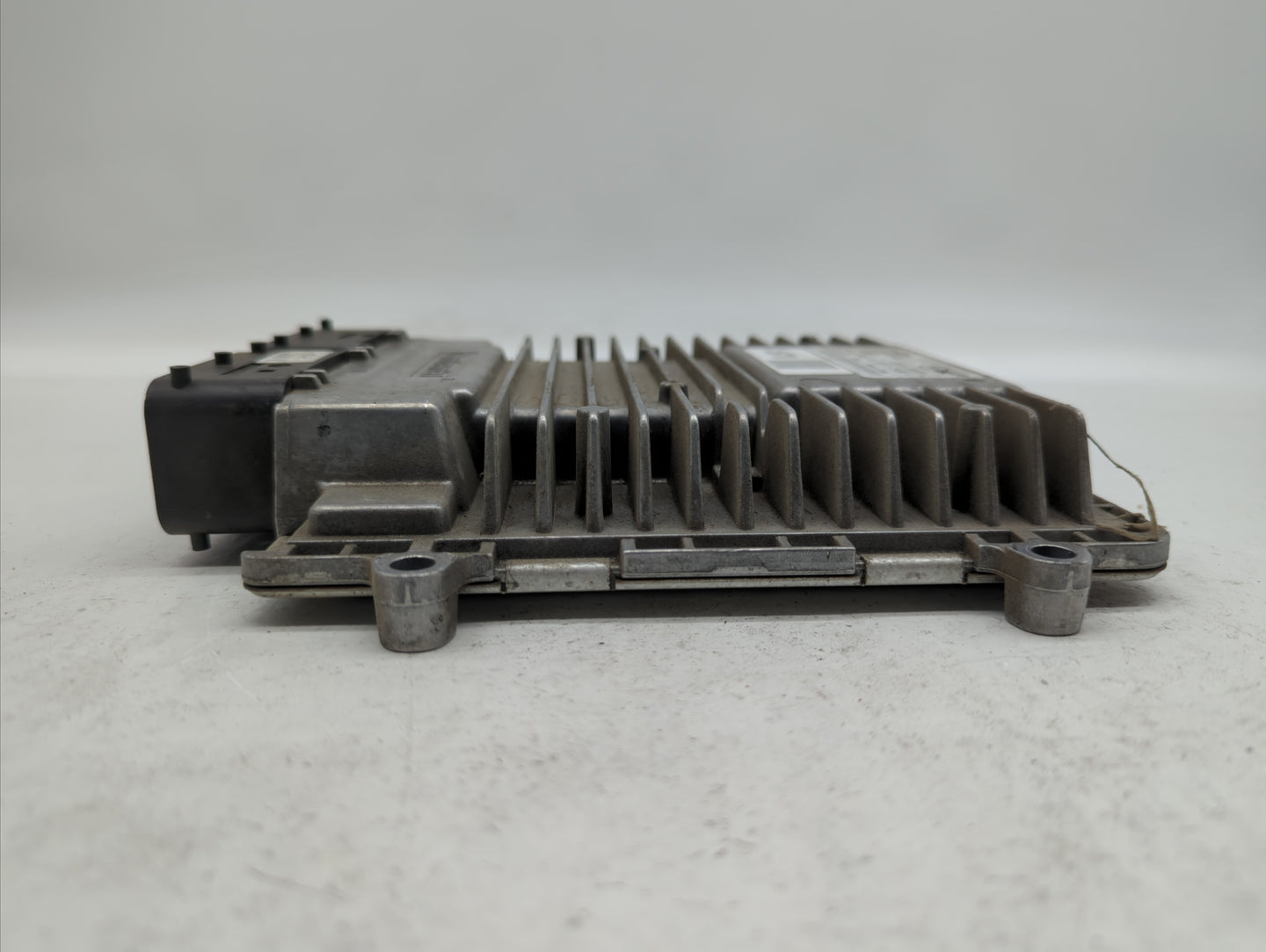 2011 Hyundai Sonata PCM Engine Control Computer ECU ECM PCU OEM P/N:39101-2G670 39111-2G670 Fits OEM Used Auto Parts - Oemus