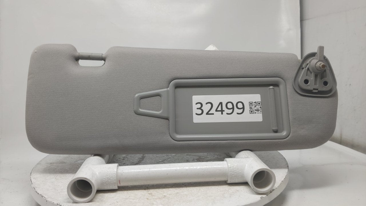 2011 Hyundai Sonata Sun Visor Shade Replacement Passenger Right Mirror Fits OEM Used Auto Parts - Oemusedautoparts1.com