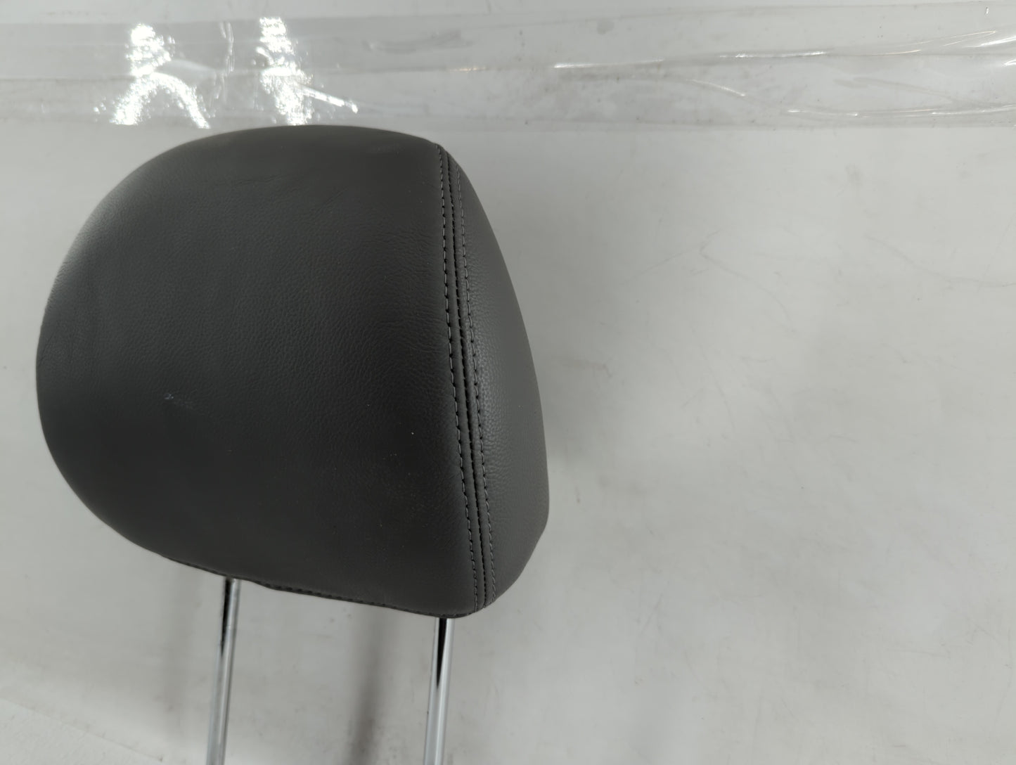 2011-2015 Hyundai Sonata Headrest Head Rest Front Driver Passenger Seat Fits Fits 2011 2012 2013 2014 2015 OEM Used Auto Par