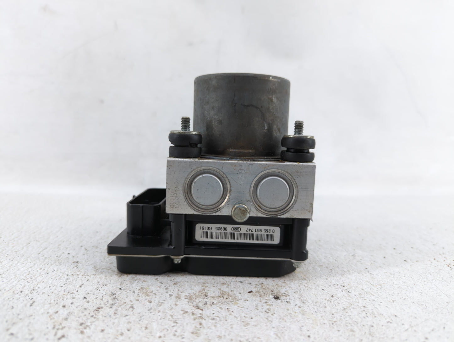 2011-2013 Hyundai Sonata ABS Pump Control Module Replacement P/N:58920-3Q400 58920-3Q500 Fits Fits 2011 2012 2013 OEM Used A