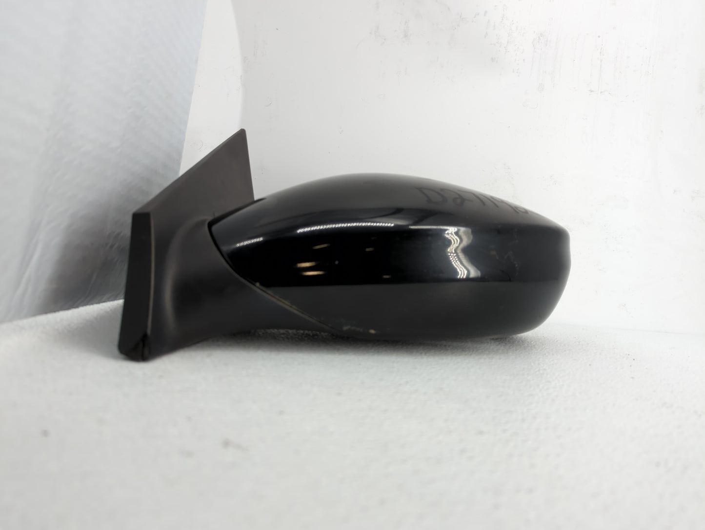 2011-2014 Hyundai Sonata Driver Side View Mirror - Left Door Mirror OEM Used - Oemusedautoparts1.com