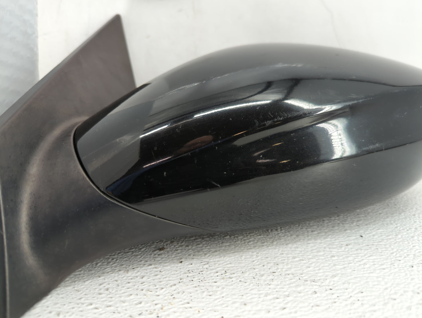 2011-2014 Hyundai Sonata Driver Side View Mirror - Left Door Mirror OEM Used - Oemusedautoparts1.com