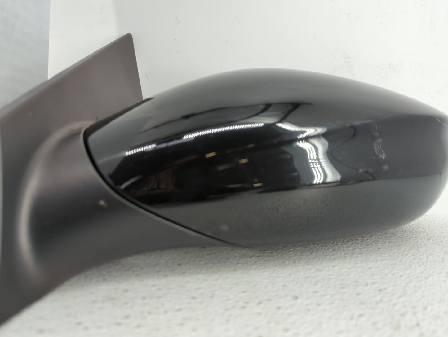 2011-2014 Hyundai Sonata Driver Side View Mirror - Left Door Mirror OEM Used - Oemusedautoparts1.com