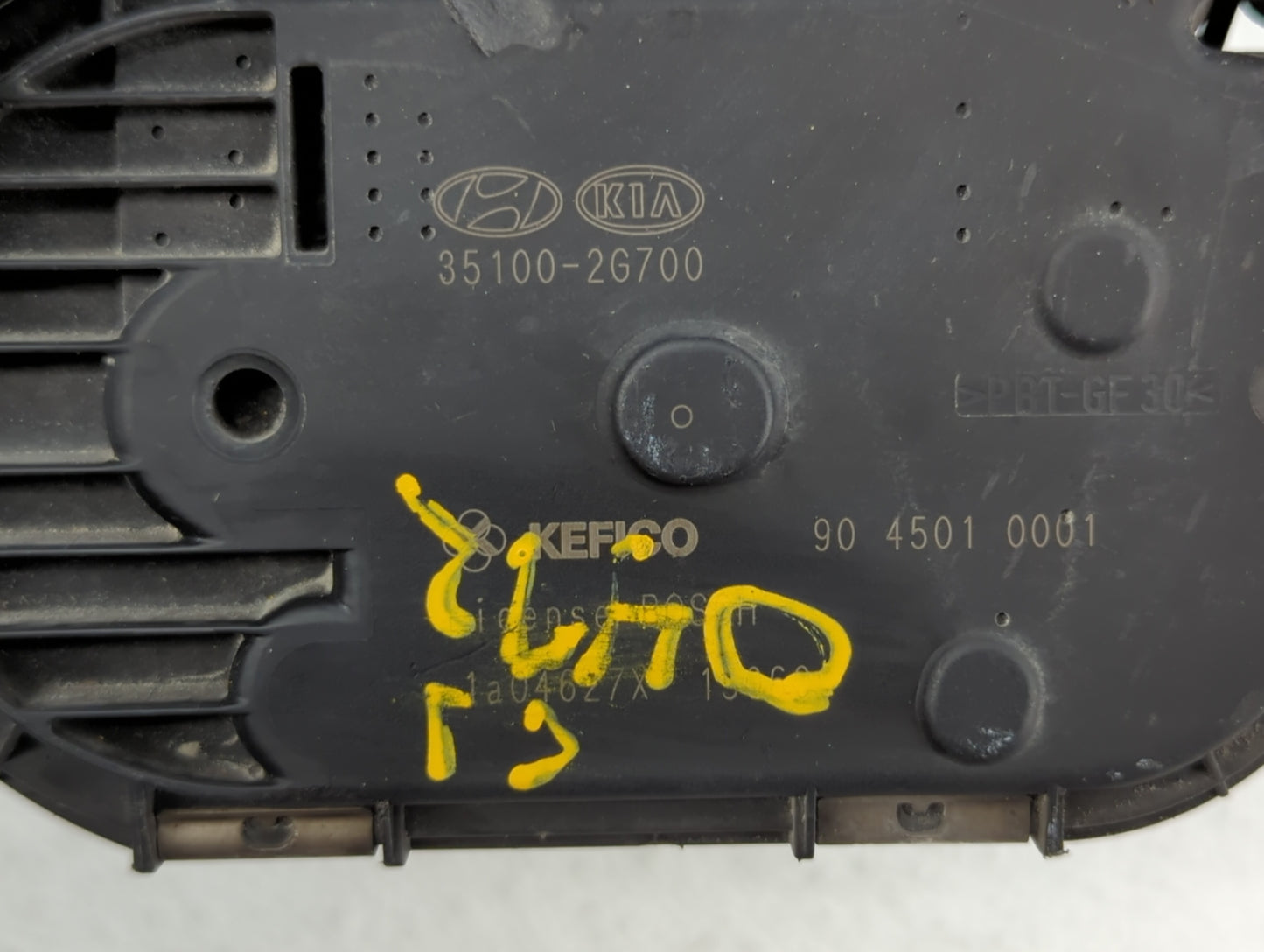 2011-2014 Hyundai Sonata Throttle Body P/N:904501 0001 35100-2G700 Fits Fits 2011 2012 2013 2014 2015 2016 OEM Used Auto Par