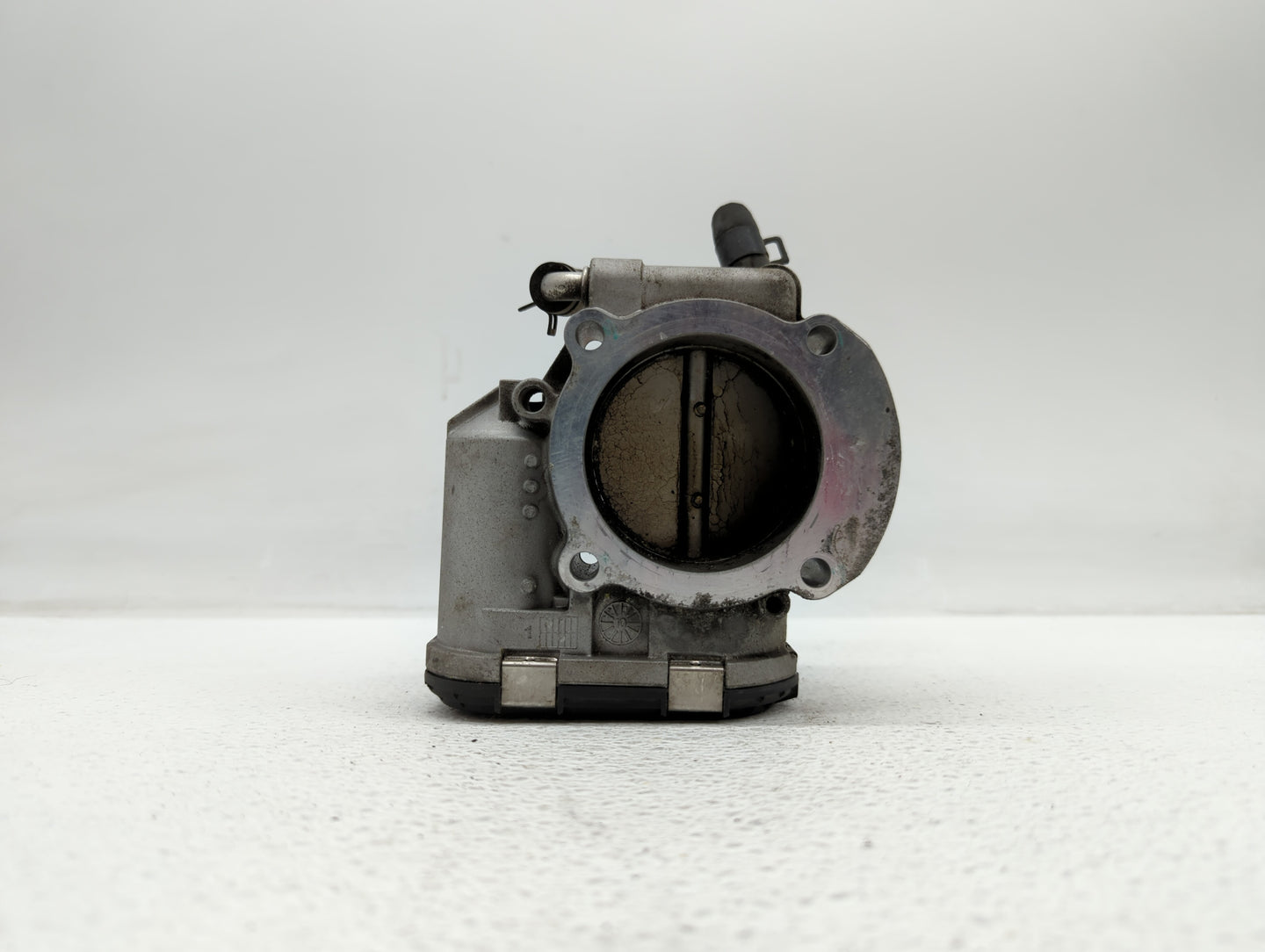 2011-2014 Hyundai Sonata Throttle Body P/N:904501 0001 35100-2G700 Fits Fits 2011 2012 2013 2014 2015 2016 OEM Used Auto Par