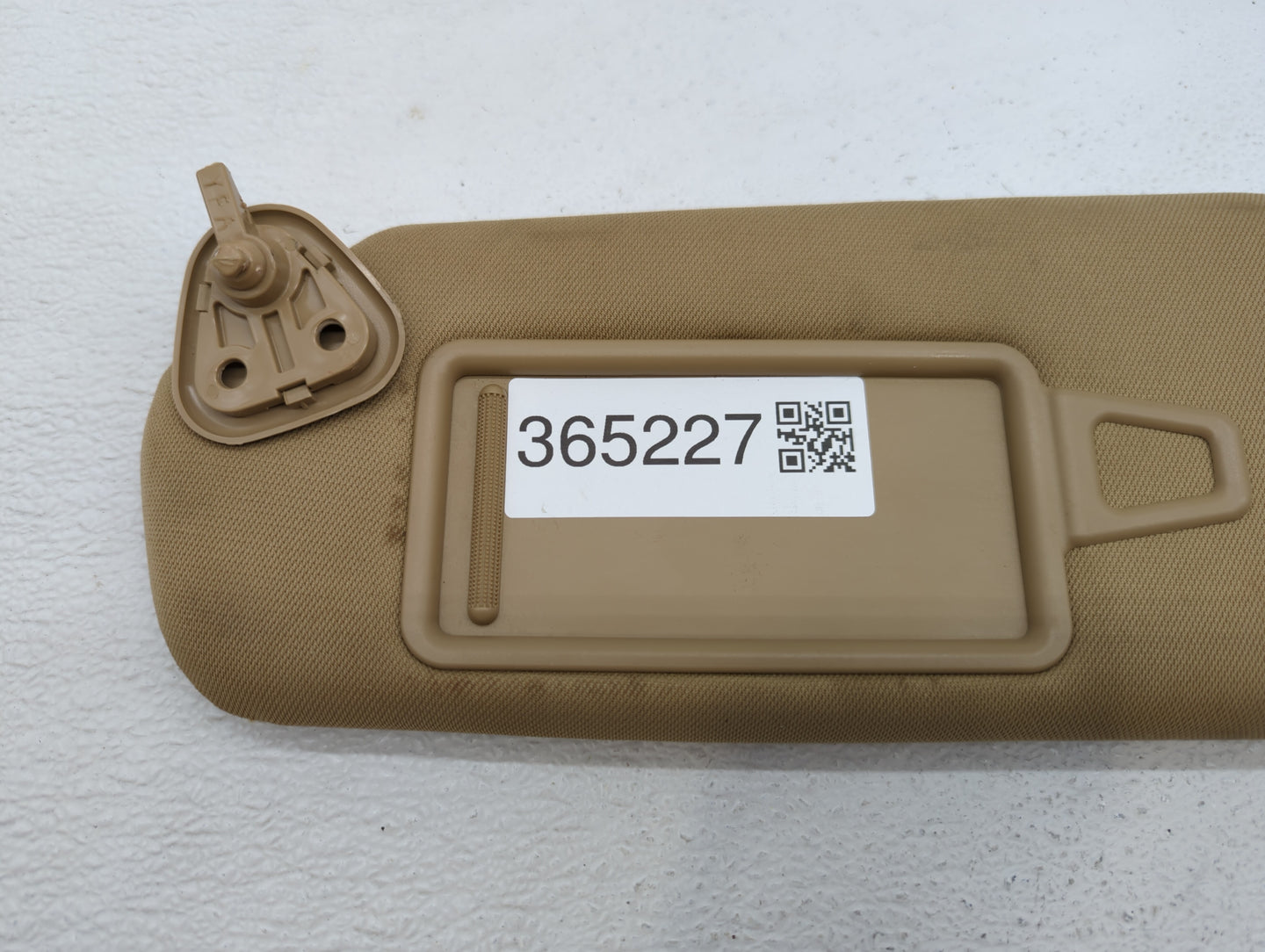2011-2015 Hyundai Sonata Sun Visor Shade Replacement Driver Left Mirror Fits Fits 2011 2012 2013 2014 2015 OEM Used Auto Par