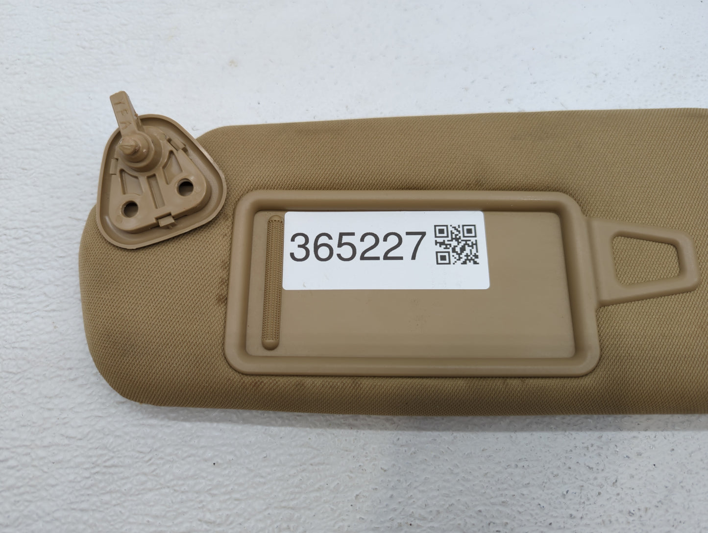 2011-2015 Hyundai Sonata Sun Visor Shade Replacement Driver Left Mirror Fits Fits 2011 2012 2013 2014 2015 OEM Used Auto Par