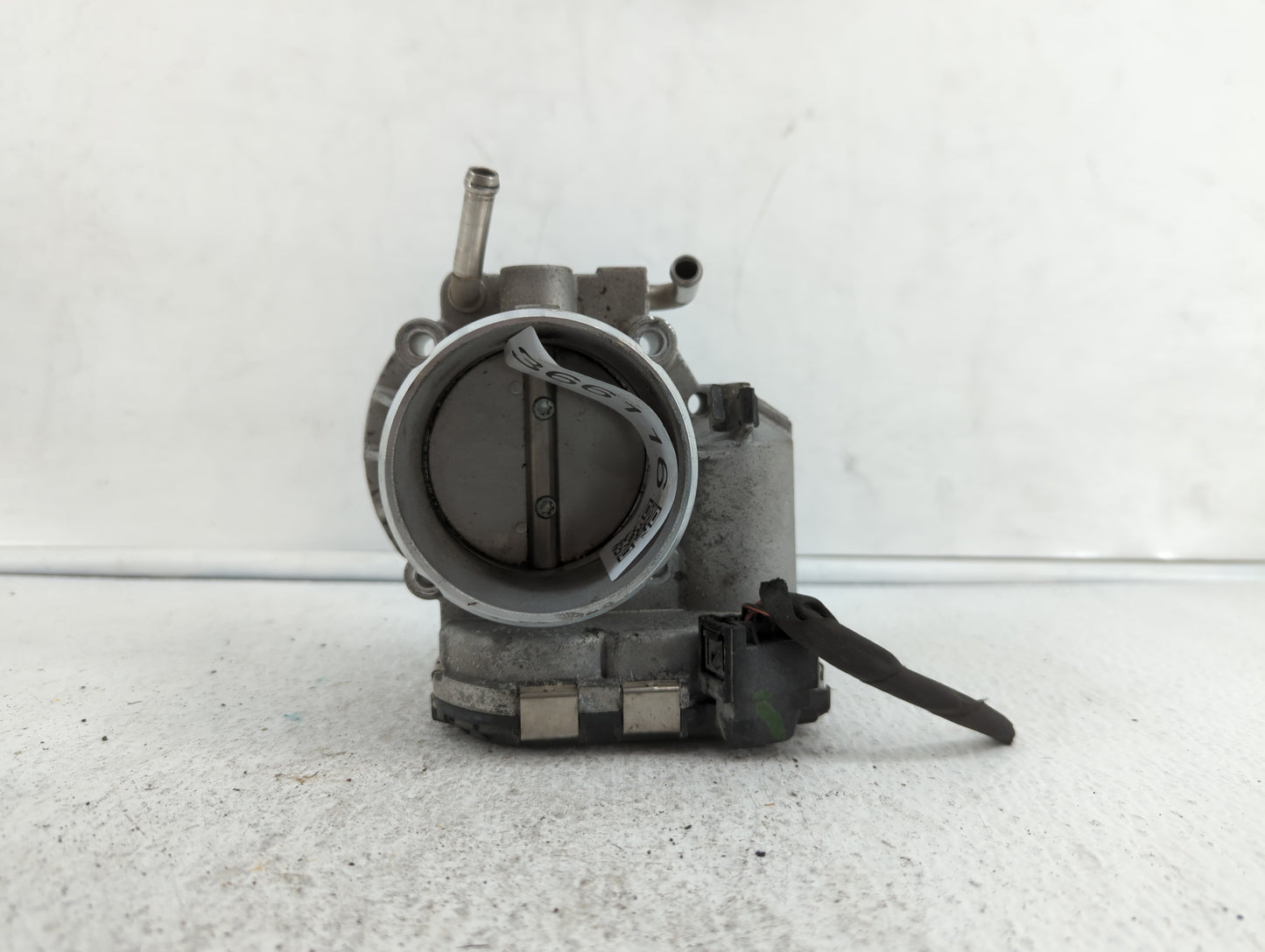 2011-2014 Hyundai Sonata Throttle Body P/N:904501 0001 35100-2G700 Fits Fits 2011 2012 2013 2014 2015 2016 OEM Used Auto Par