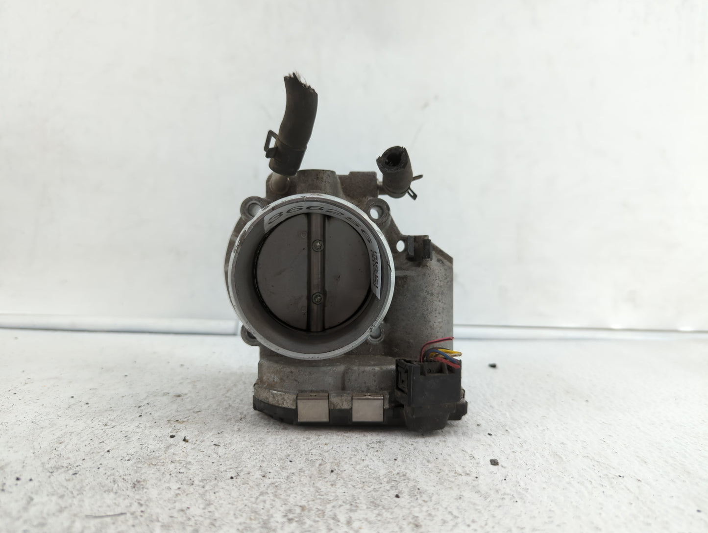 2011-2014 Hyundai Sonata Throttle Body P/N:904501 0001 35100-2G700 Fits Fits 2011 2012 2013 2014 2015 2016 OEM Used Auto Par