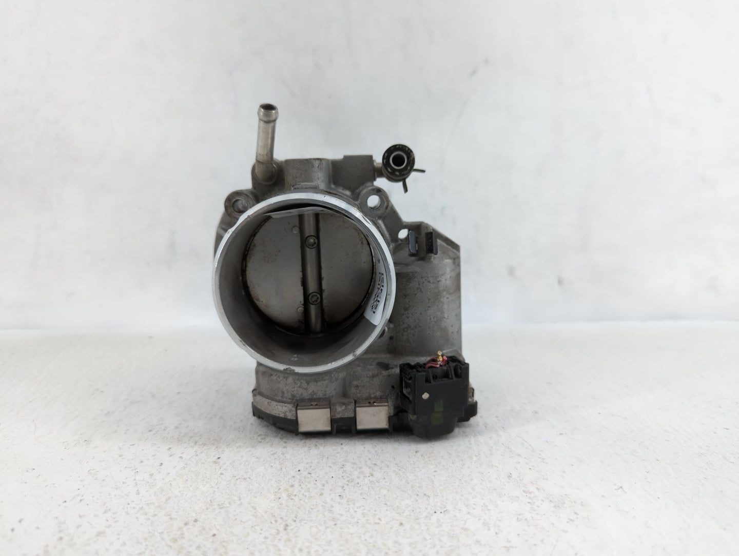 2011-2014 Hyundai Sonata Throttle Body P/N:904501 0001 35100-2G700 Fits Fits 2011 2012 2013 2014 2015 2016 OEM Used Auto Par