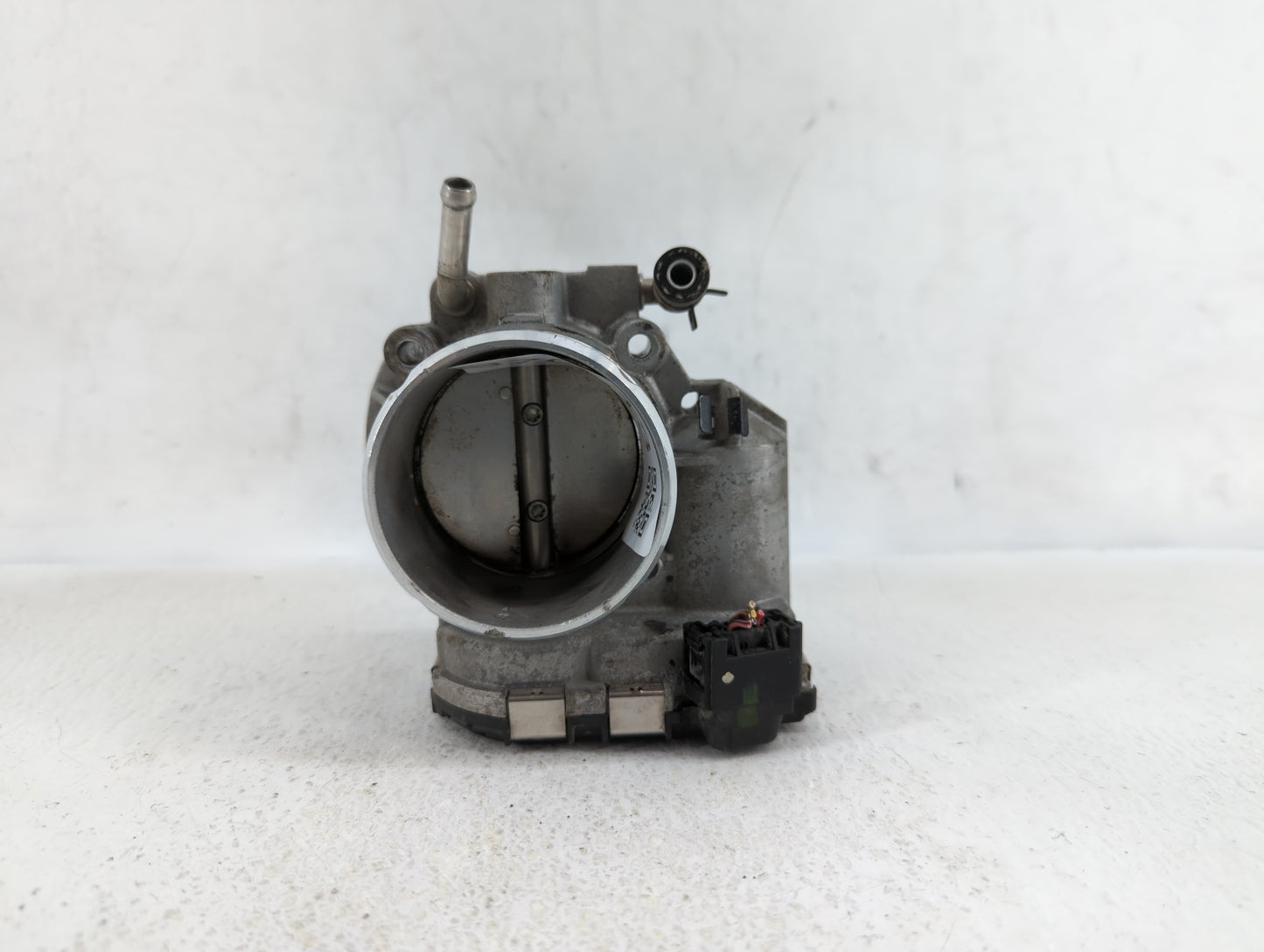 2011-2014 Hyundai Sonata Throttle Body P/N:904501 0001 35100-2G700 Fits Fits 2011 2012 2013 2014 2015 2016 OEM Used Auto Par