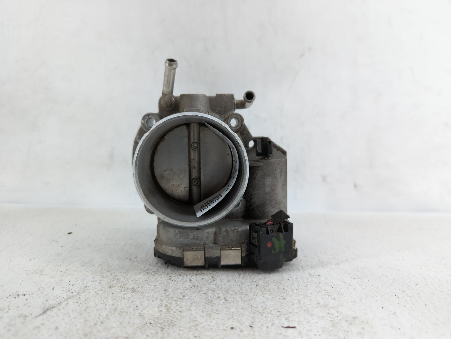 2011-2014 Hyundai Sonata Throttle Body P/N:904501 0001 35100-2G700 Fits Fits 2011 2012 2013 2014 2015 2016 OEM Used Auto Par