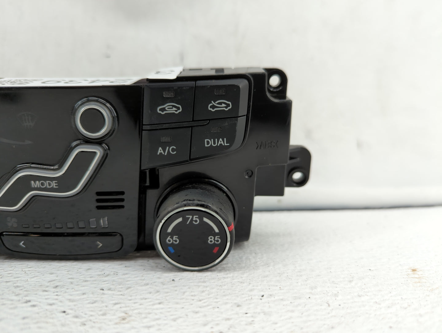 2011 Hyundai Sonata Climate Control Module Temperature AC/Heater Replacement P/N:97250-3QDA0 97250-3QDC0 Fits OEM Used Auto 