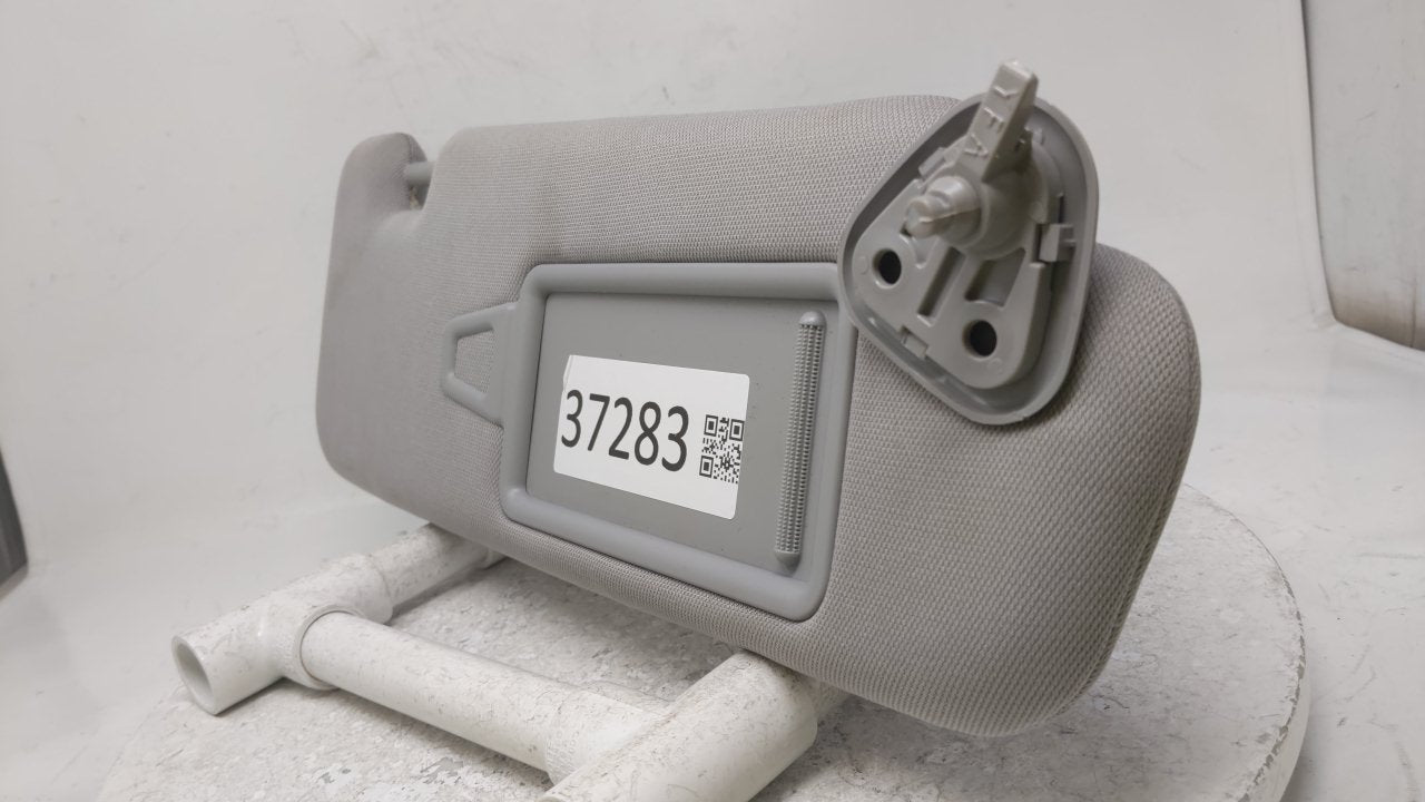 2011 Hyundai Sonata Sun Visor Shade Replacement Passenger Right Mirror Fits OEM Used Auto Parts - Oemusedautoparts1.com