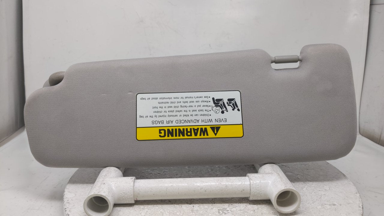 2011 Hyundai Sonata Sun Visor Shade Replacement Passenger Right Mirror Fits OEM Used Auto Parts - Oemusedautoparts1.com