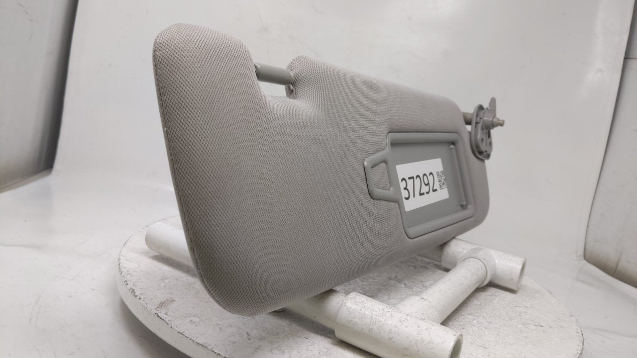 2011 Hyundai Sonata Sun Visor Shade Replacement Passenger Right Mirror Fits OEM Used Auto Parts - Oemusedautoparts1.com