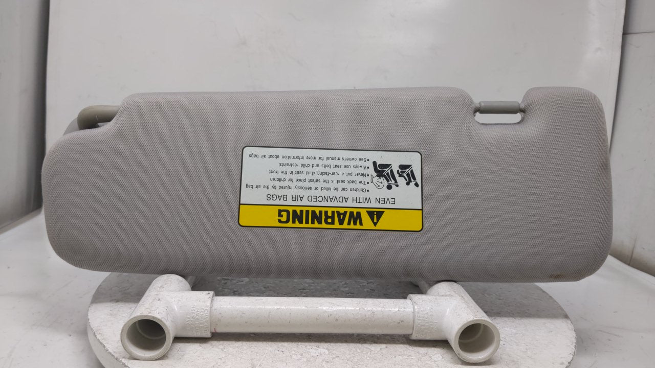 2011 Hyundai Sonata Sun Visor Shade Replacement Passenger Right Mirror Fits OEM Used Auto Parts - Oemusedautoparts1.com